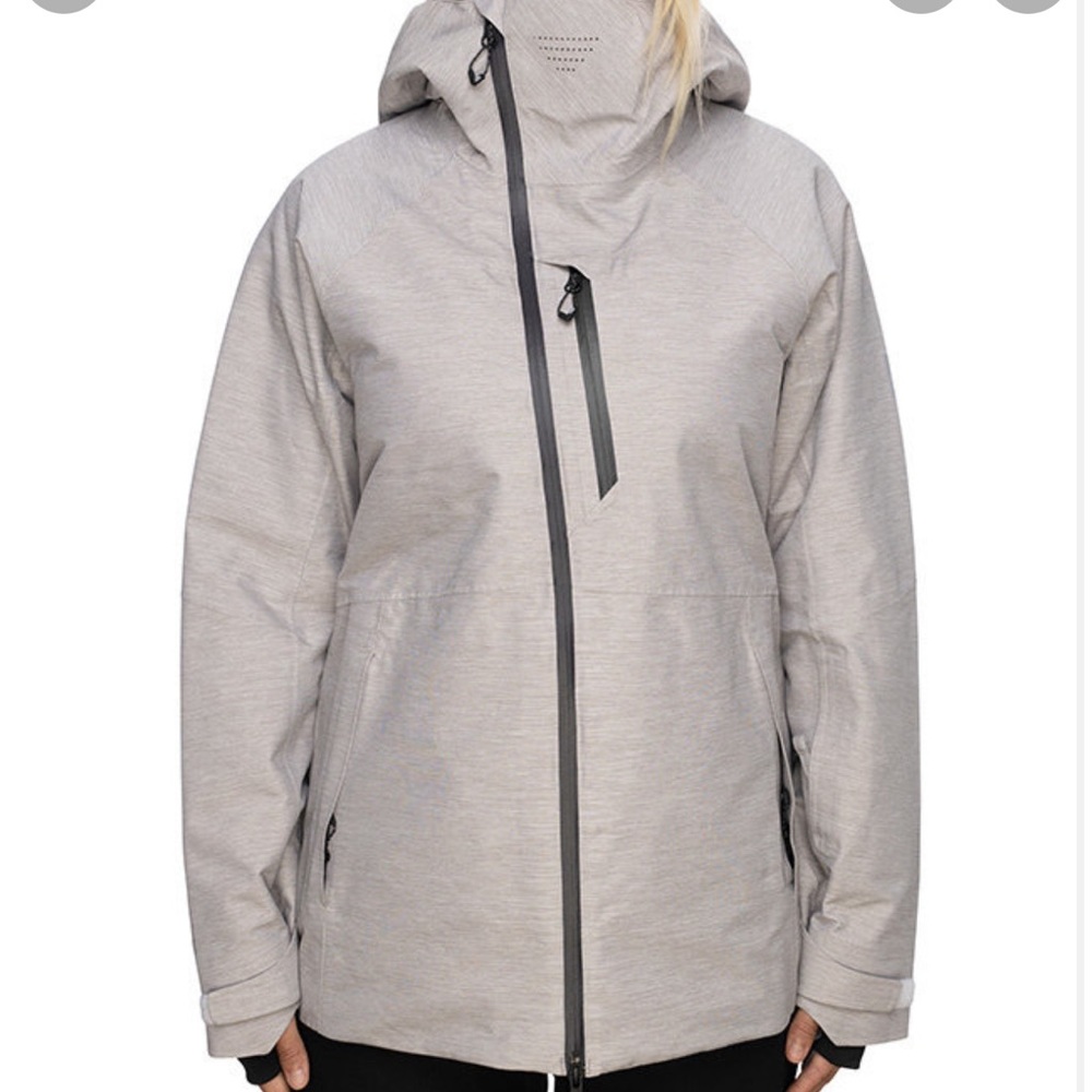 686 Woman’s GLCR Hydra Insulated Jacket - Women's size medium